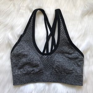 ✨2 for $10✨ VS Sport VSX Strappy Back Sports Bra